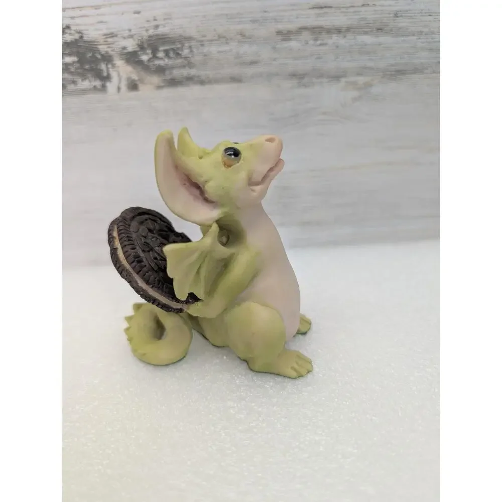 Real Musgrave Pocket Dragons Resin Figurine Cookie Treat Green Dragon Made in UK